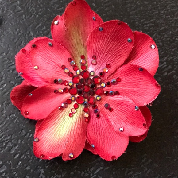 Hair accessories - Picture 4 of 8